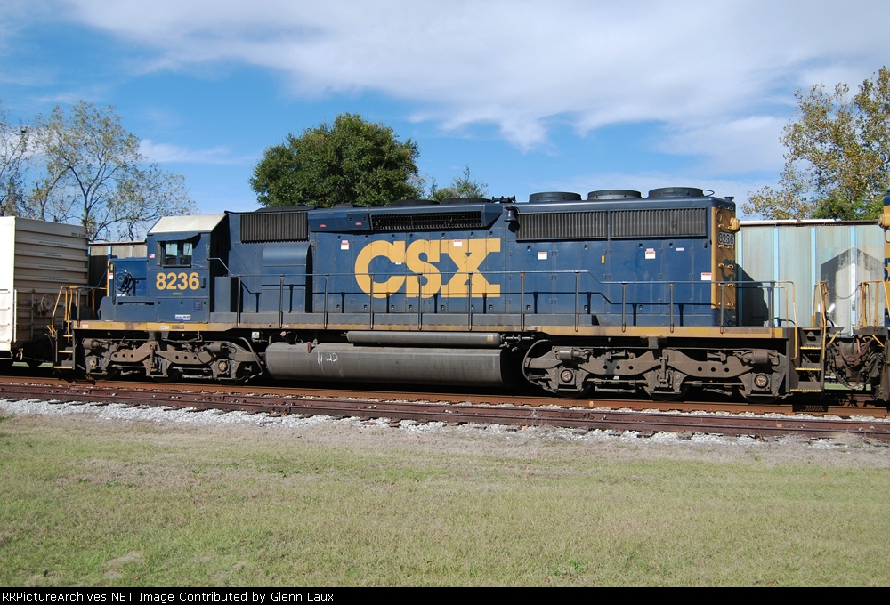 CSX 8236